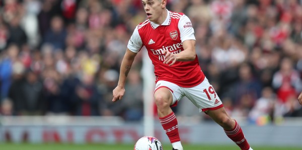 kaiyun网站-镜报：阿森纳欲补强左翼需先卖人，小蜜蜂维拉有意特罗萨德