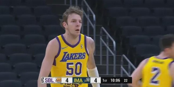 开云-正式签约加盟！你好，湖人！再见，独行侠！