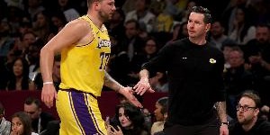 孔德昕：湖人靠活力&amp;amp;能量以及对手三分低效的防守 开始受到考验了