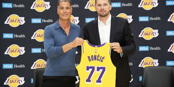 Kaiyun APP-湖人詹姆斯相互依存！微妙休赛期折射共同利益与长远布局