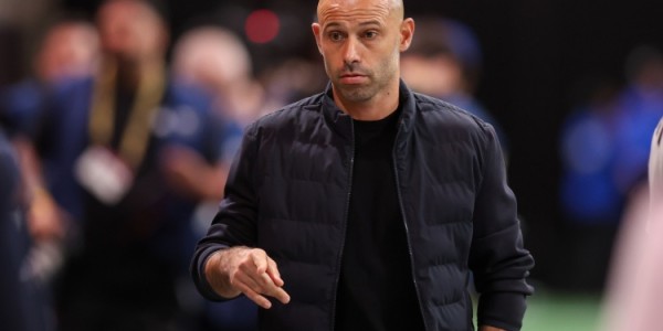 开云官方-马斯切拉诺透露梅西单独完成训练，出战老虎大学成疑